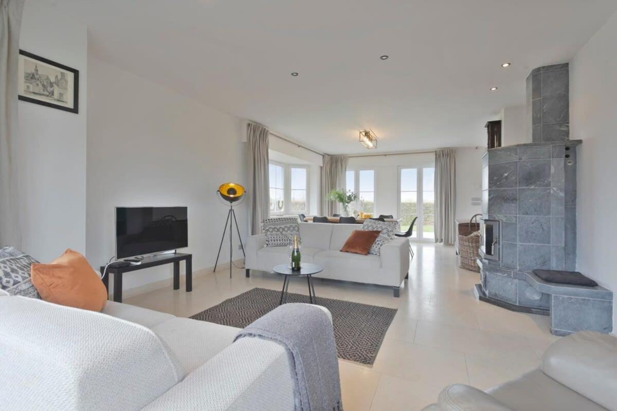 Huswell - Family House With A Beautiful View In Damme Villa Брюж Екстериор снимка